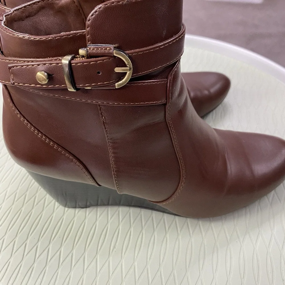 LC Lauren Conrad Angie Bootie Houseleek Hiker Faux-Fur Ankle Boots size 7.5M‎